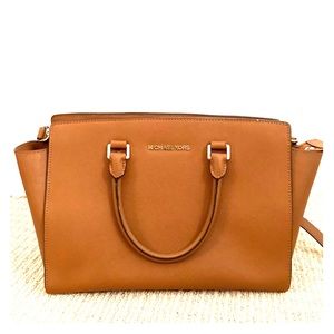 Michael Kors Selma Bag Brown